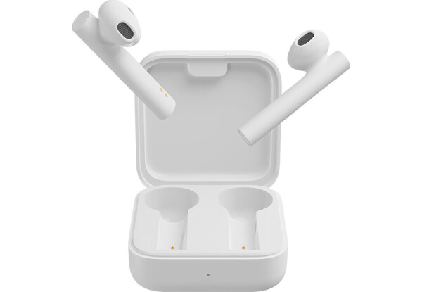 ТОП-10 недорогих подарков на 8 марта - Earphones
