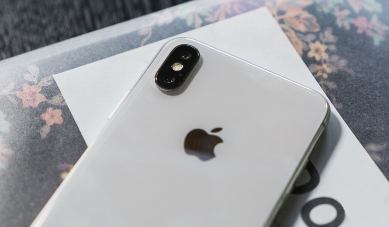 iPhone