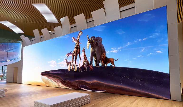 Дисплей Sony 16K