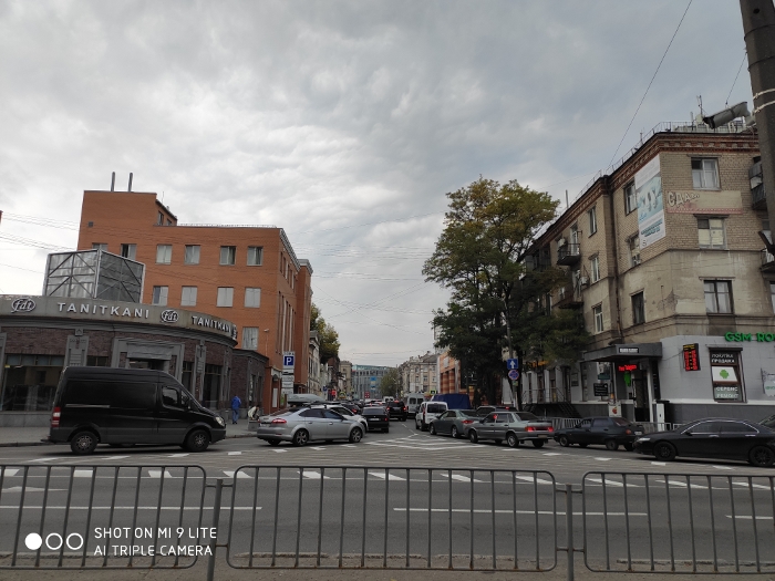 Обзор Mi 9 Lite – Фото2