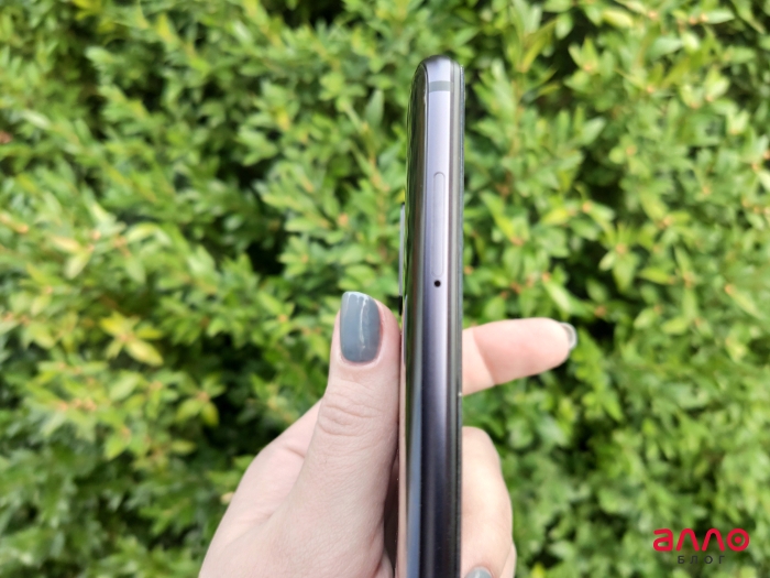 Обзор Mi 9 Lite – Вид2