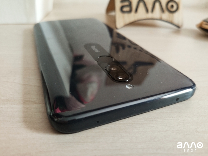 Обзор Redmi 8 – Вид3