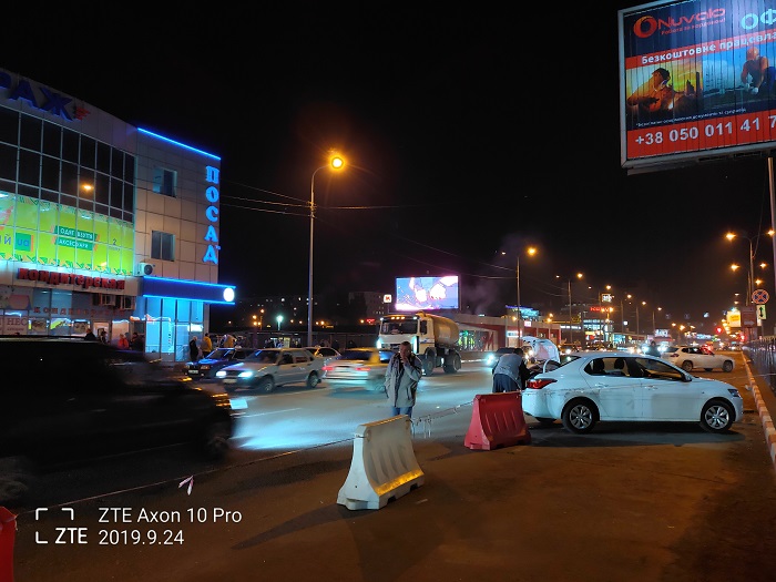ZTE Axon 10 Pro- ночь (8)