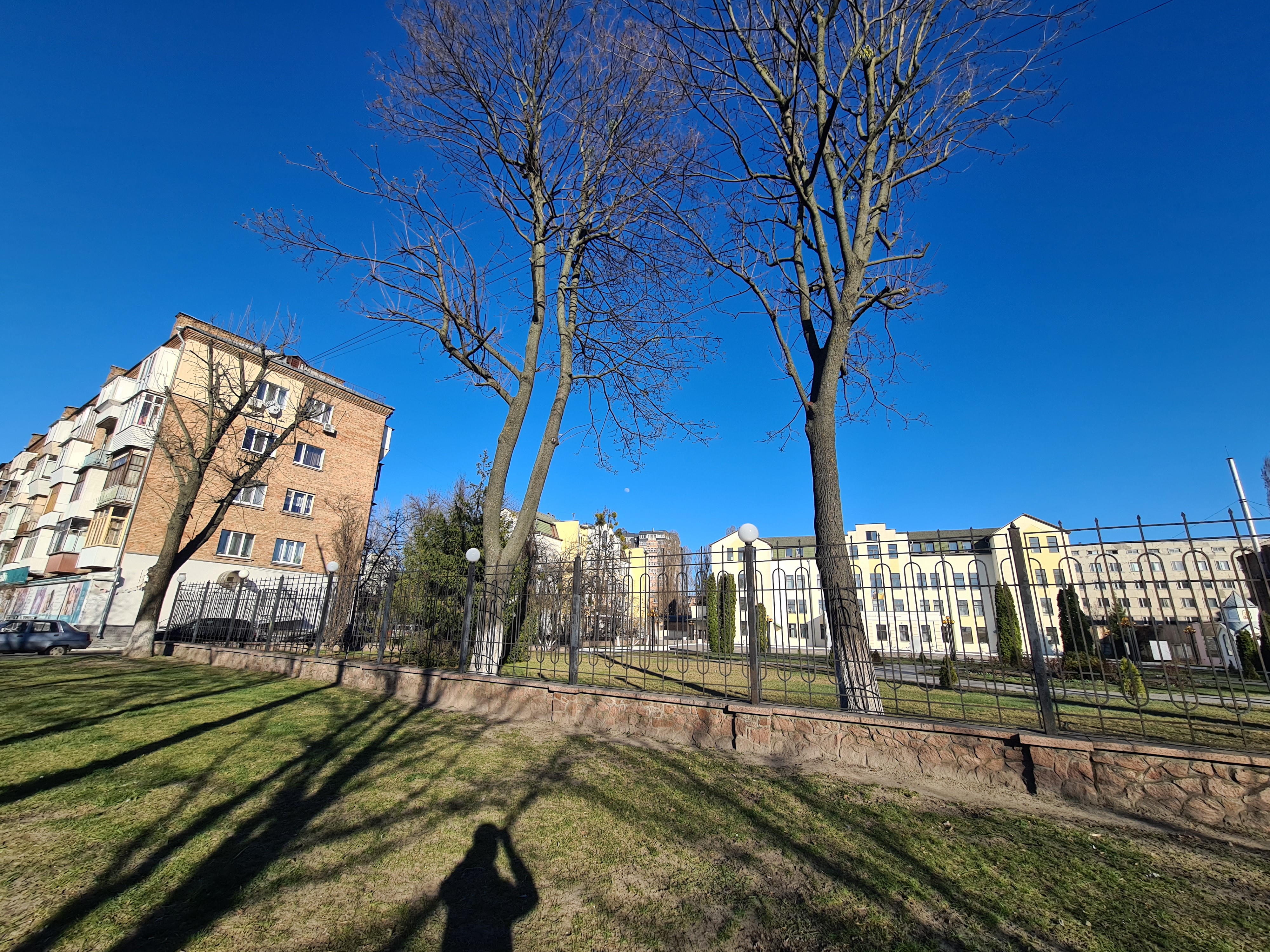 GalaxyS20_Ultra_moon_01