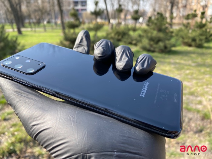 Galaxy_S20_Family_04