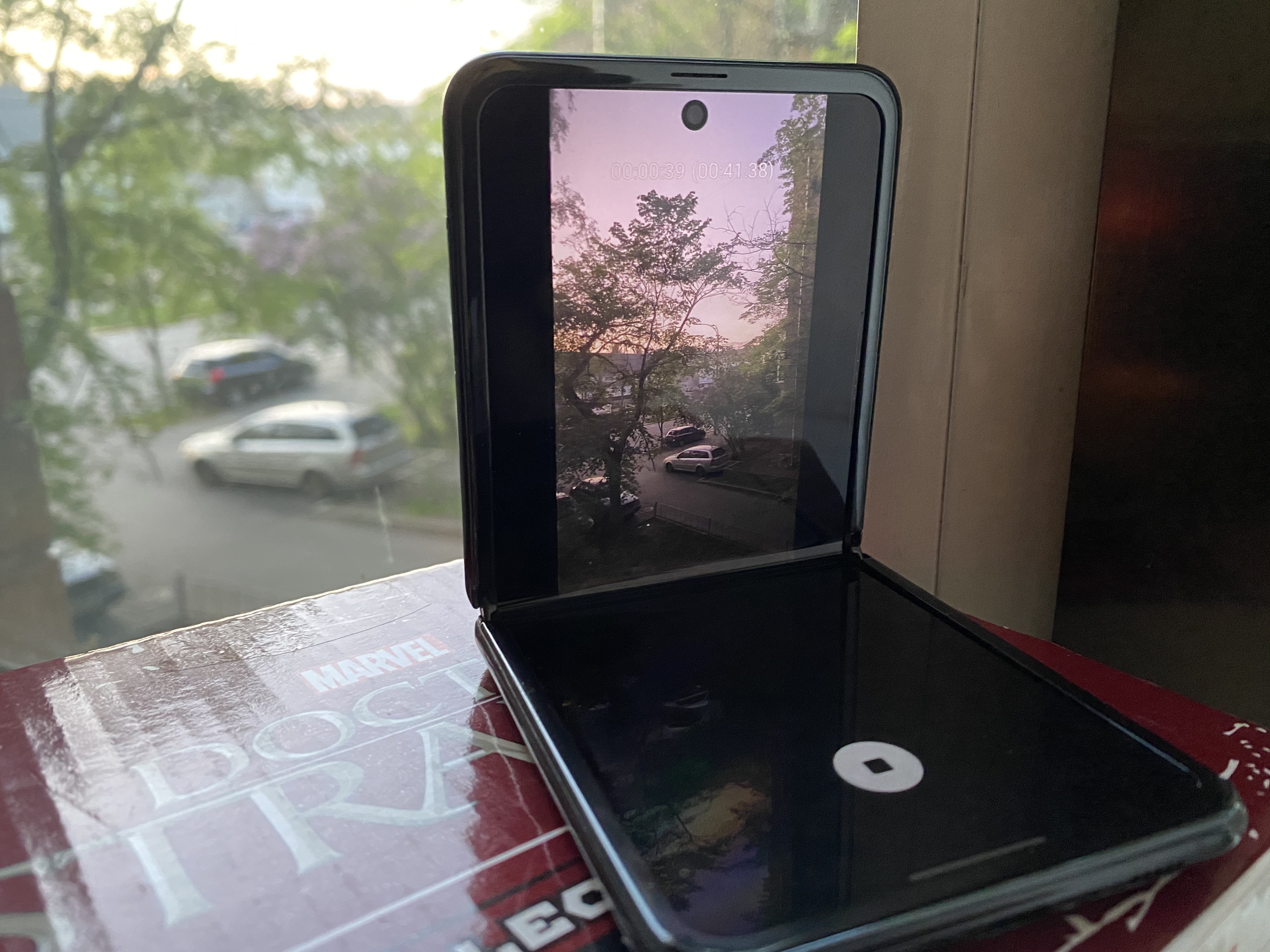 galaxy-z-flip-tl-d1