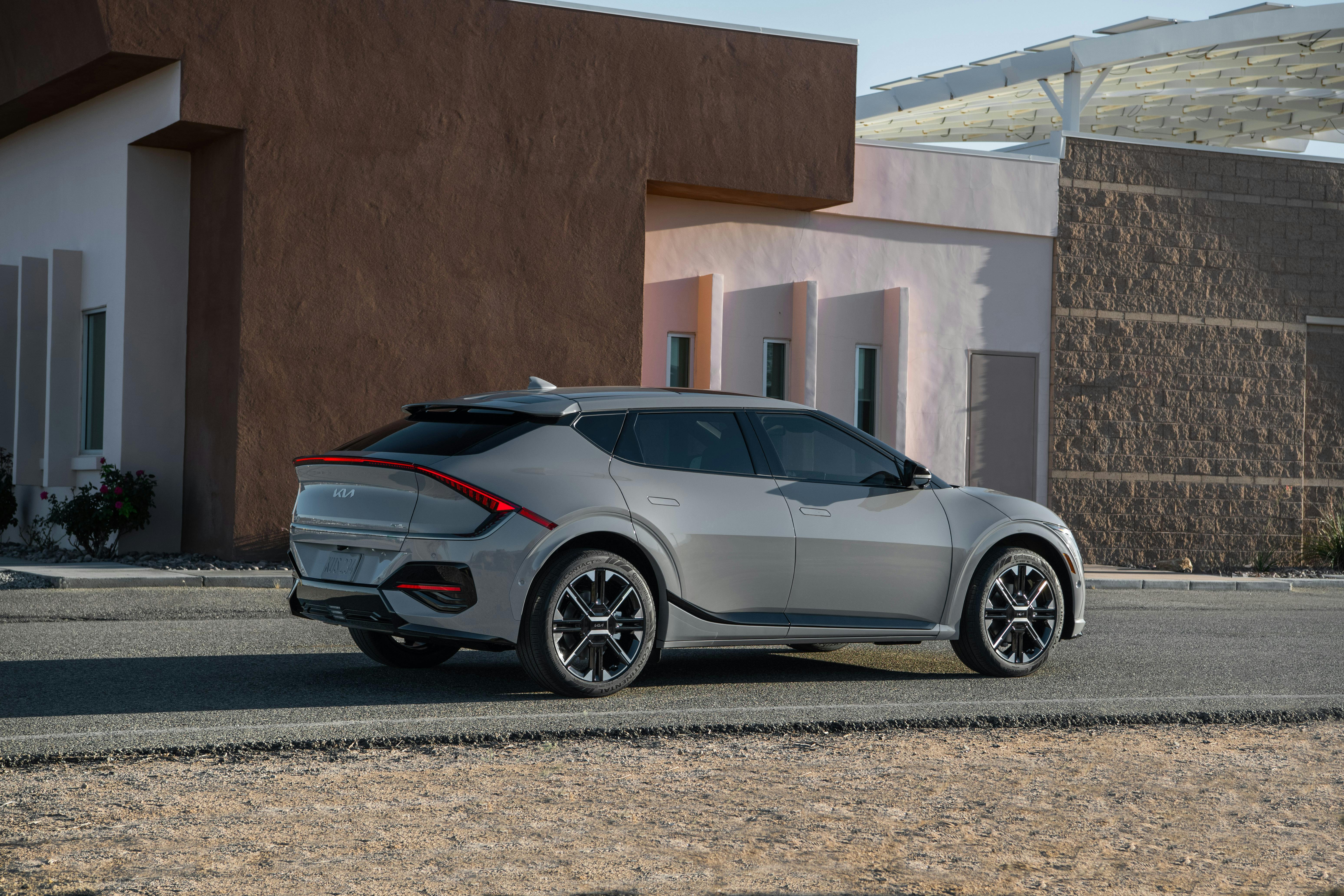 Техосмотр авто: особенности обслуживания электромобилей