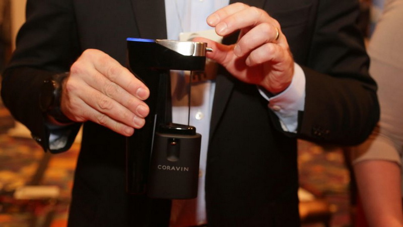 Coravin Model Eleven-умный штопор для вина как это работает фото 3