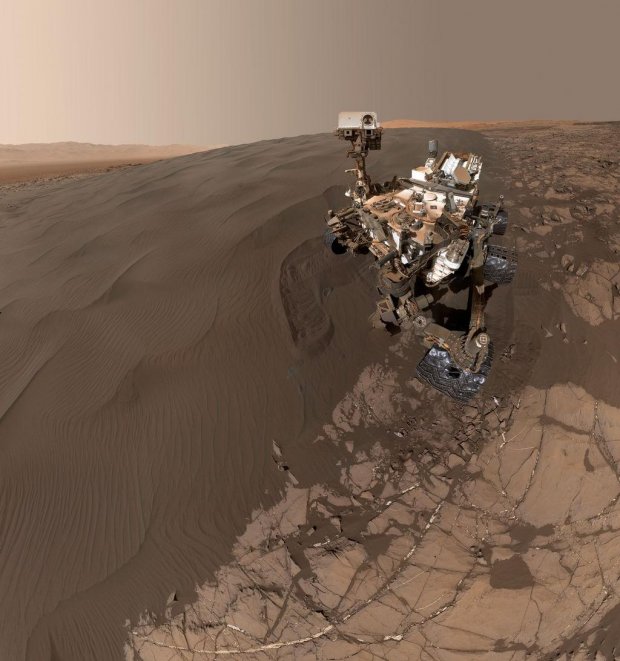 Curiosity-2000 дней на Марсе селфи