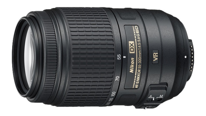 F-S DX Zoom-Nikkor 55-300mm f4.5-5.6G ED VR - вид сбоку F-S DX Zoom-Nikkor 55-300mm f4.5-5.6G ED VR - вид сбоку