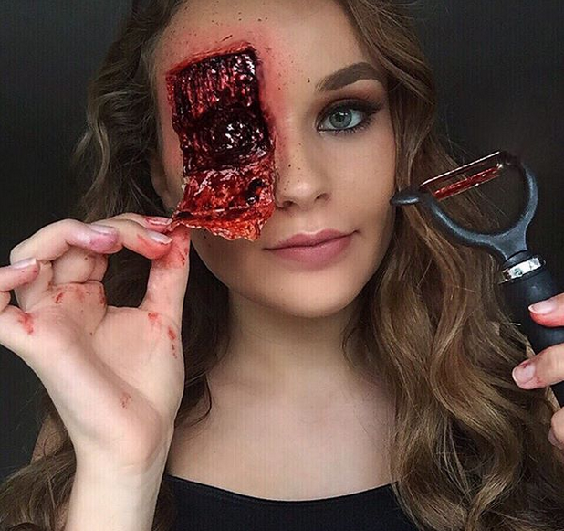 Halloween-оторванная кожа и раны