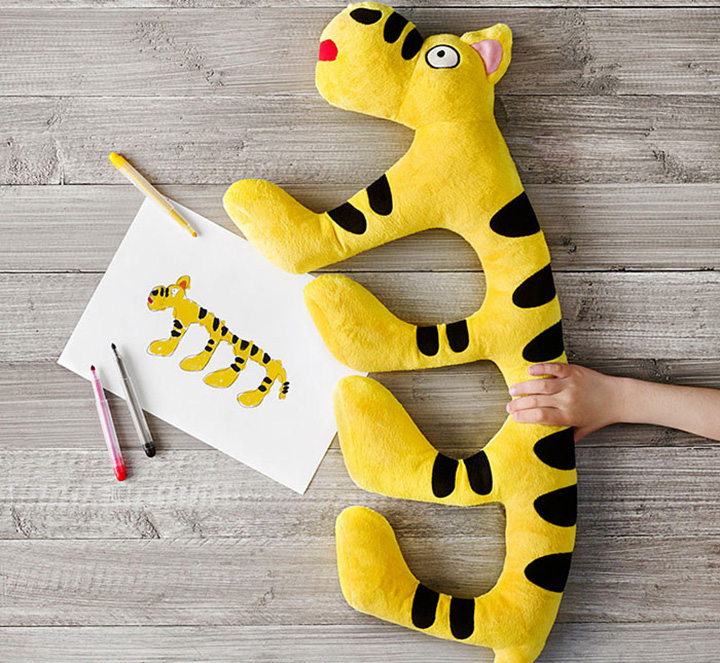 IKEA-воссоздание мягких игрушек из рисунков детей фото 3
