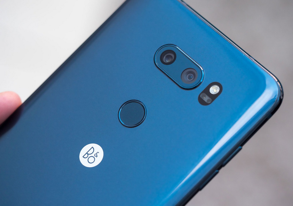 LG V30-Moroccan Blue photo 2