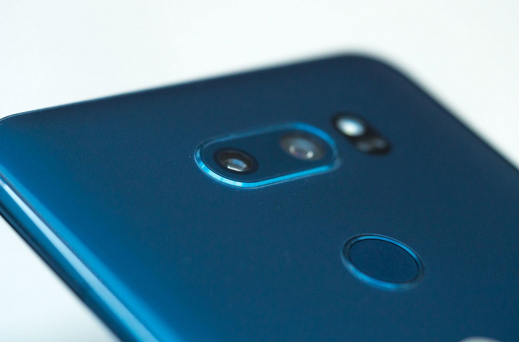 LG V30-Moroccan Blue photo 3