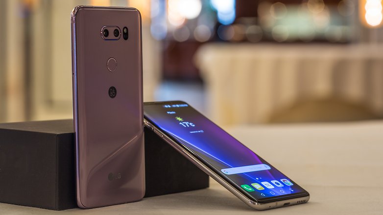 LG V30-расцветки модели фото 4