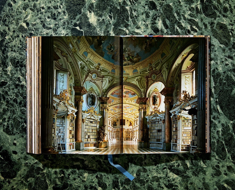 Massimo Listri The World's Most Beautiful Libraries-Массимо Листри разворот 11