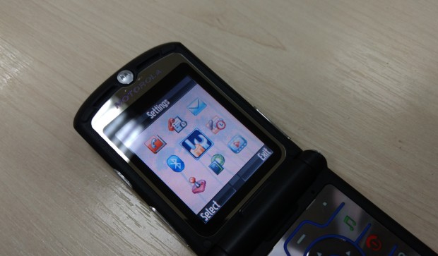 Motorola RAZR V3 – взгляд в прошлое 