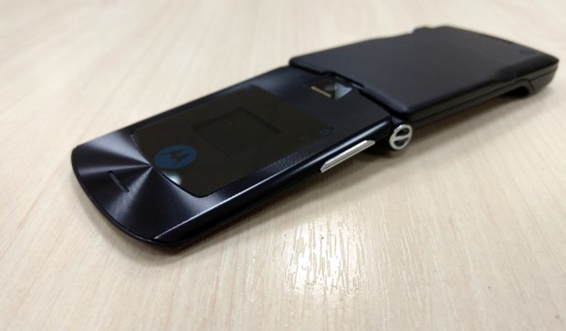 Motorola RAZR V3 – взгляд в прошлое 