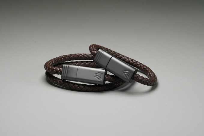 NILS - кабель для зарядки, который можно носить на руке как браслет - фото 5