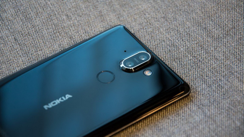 Nokia 8 Sirocco-дизайн фото 2