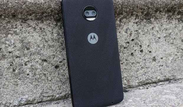 Пуленепробиваемый Moto Z2 Force с топовып процессором и панорамной камерой Mod 360