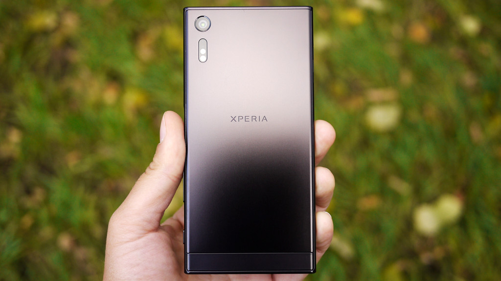 Sony Xperia XZ-дизайн фото 3