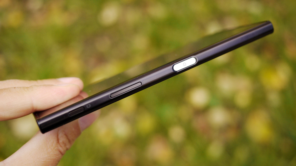 Sony Xperia XZ-дизайн фото 4