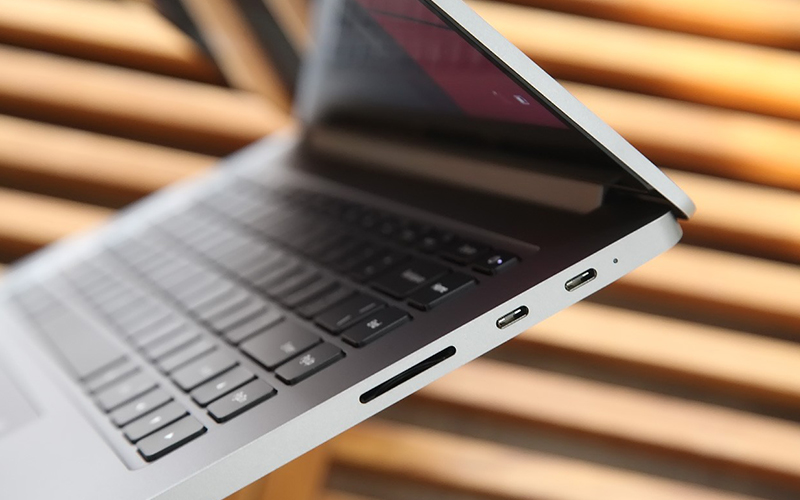 Разъемы Mi Notebook Pro