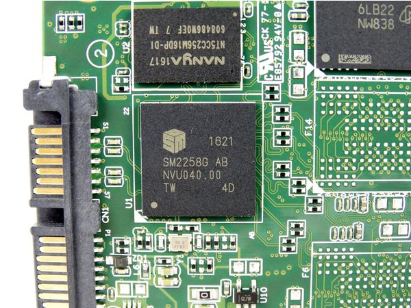 adata_ultimate_su800_011